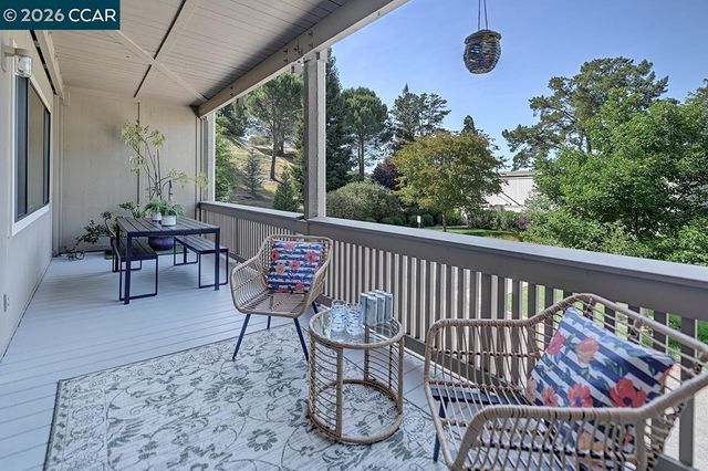 1508 Canyonwood Ct 4, Walnut Creek, CA 94595
