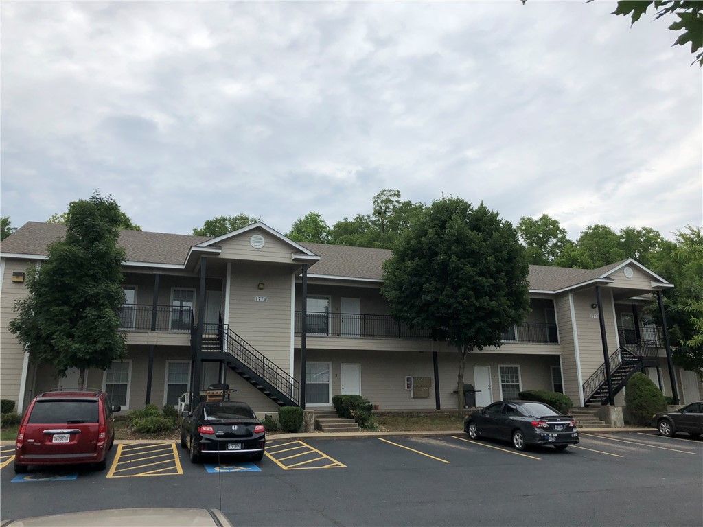 1770 N Gregg Avenue 2, Fayetteville, AR 72703