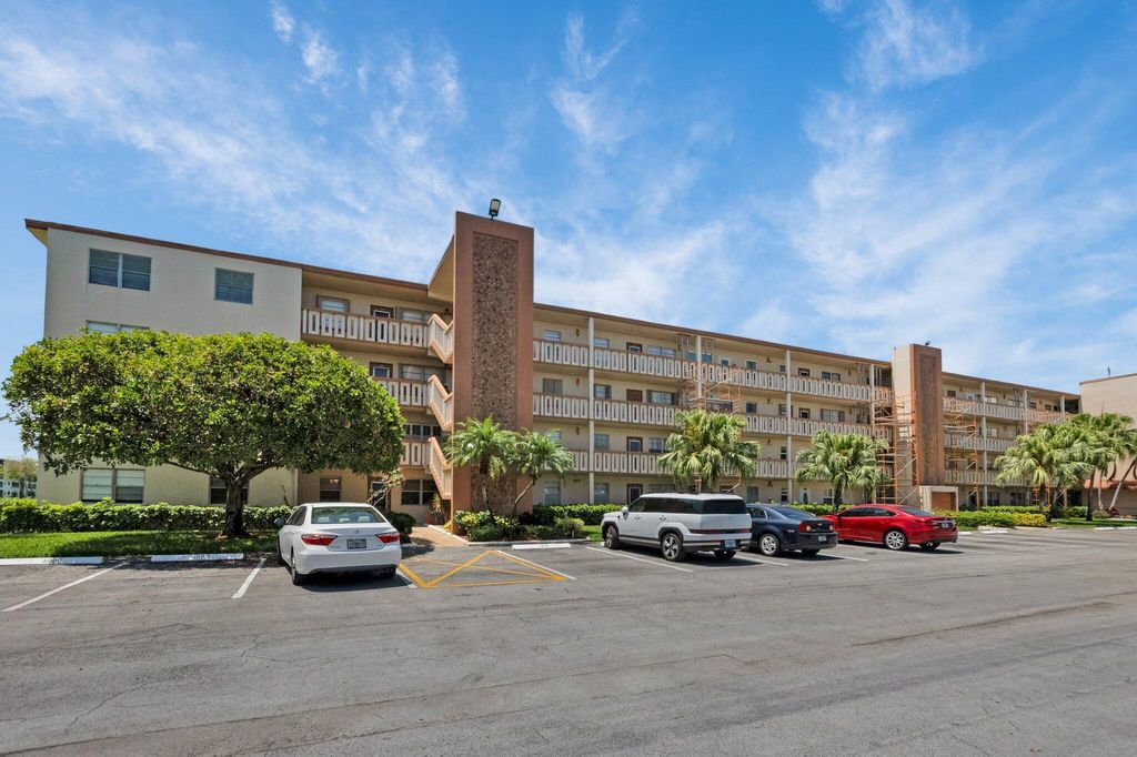 2020 Newcastle A, Boca Raton, FL 33434
