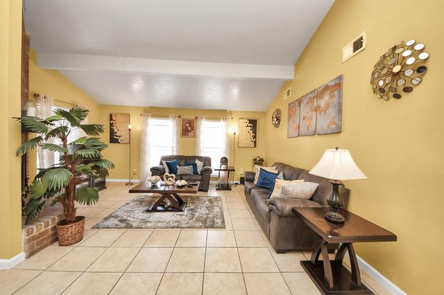 4155 Amir Street, Houston, TX 77072