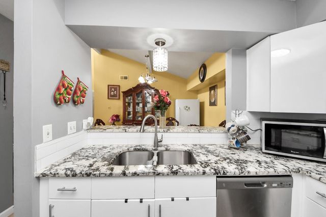 4155 Amir Street, Houston, TX 77072