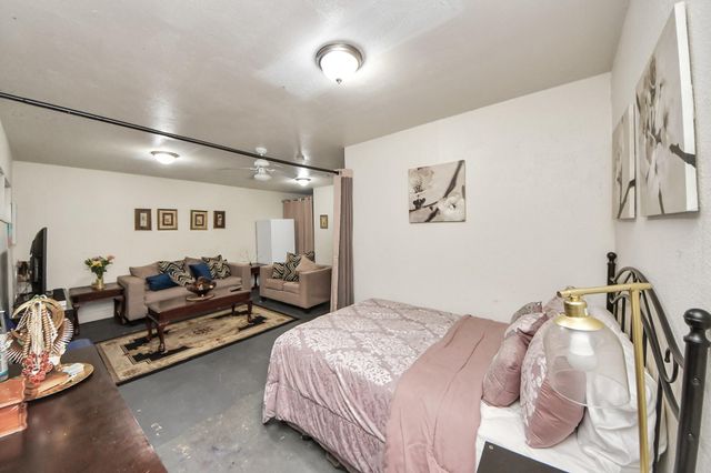 4155 Amir Street, Houston, TX 77072