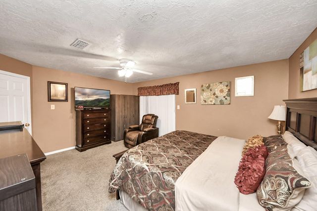 4155 Amir Street, Houston, TX 77072