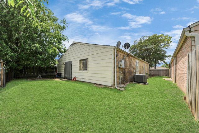 4155 Amir Street, Houston, TX 77072