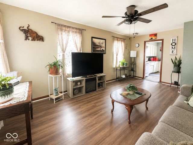 203 E 36th Street, Anderson, IN 46013