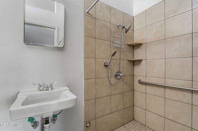2801 POLK Avenue, El Paso, TX 79930