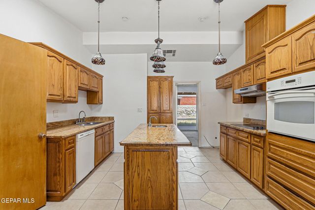 2801 POLK Avenue, El Paso, TX 79930