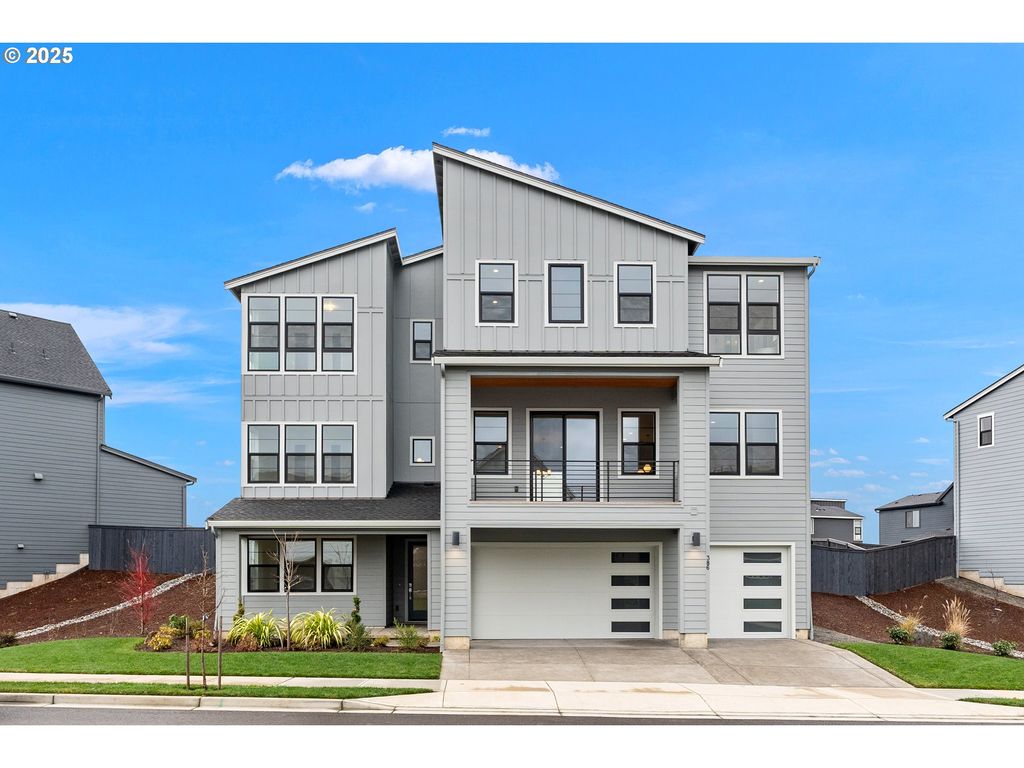 386 W FIR Loop, Washougal, WA 98671