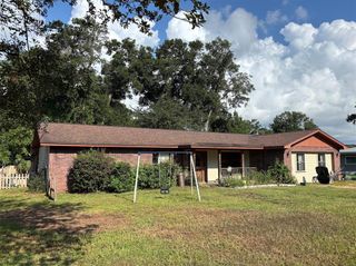 1215 E BUCKNELL AVENUE, Inverness, FL 34450