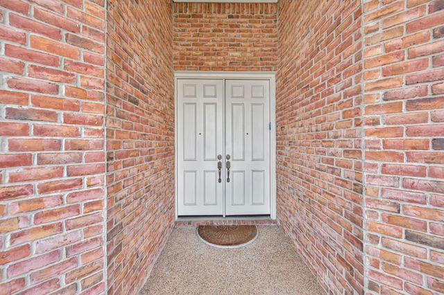 2400 Peach Blossom Court, Bedford, TX 76021