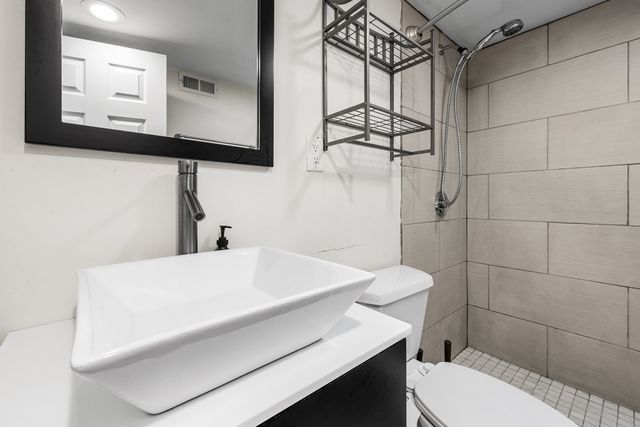 5 Falmouth Rd, Watertown, MA 02472