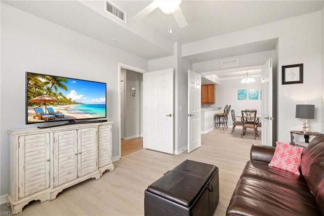 9518 Avellino WAY 2316, Naples, FL 34113