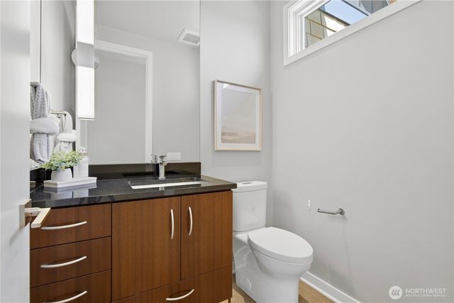 1311 Palm Avenue SW, Seattle, WA 98116