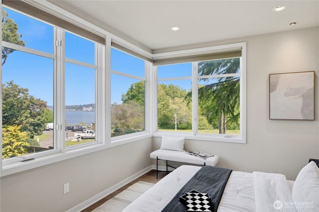 1311 Palm Avenue SW, Seattle, WA 98116