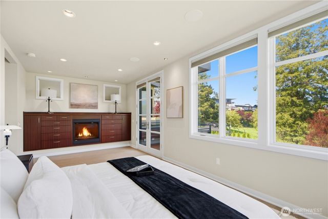 1311 Palm Avenue SW, Seattle, WA 98116