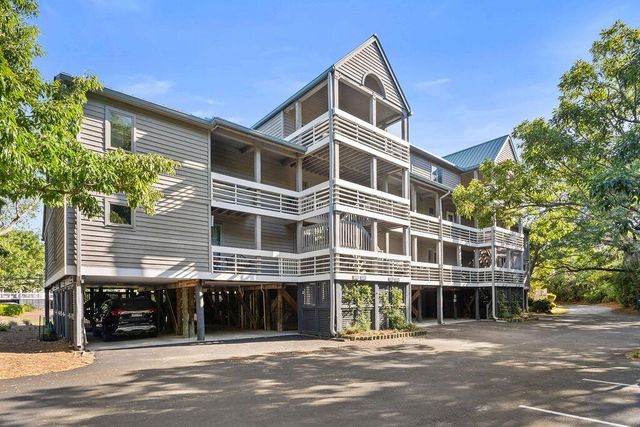 2469 Racquet Club Drive, Seabrook Island, SC 29455