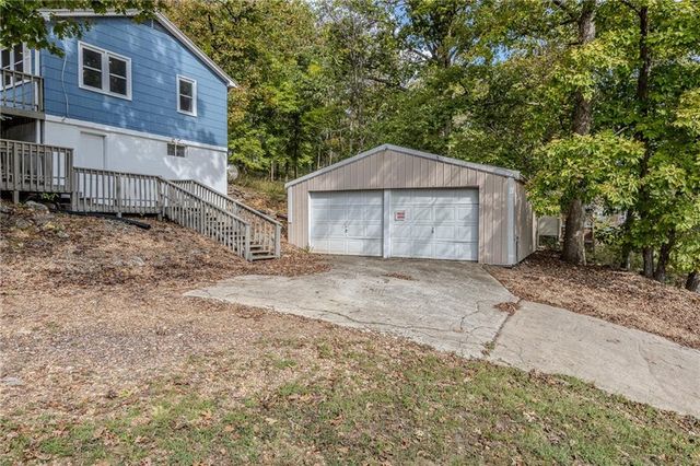 28253 W Cove Drive, Lincoln, MO 65338