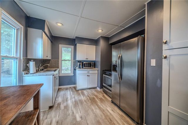 28253 W Cove Drive, Lincoln, MO 65338