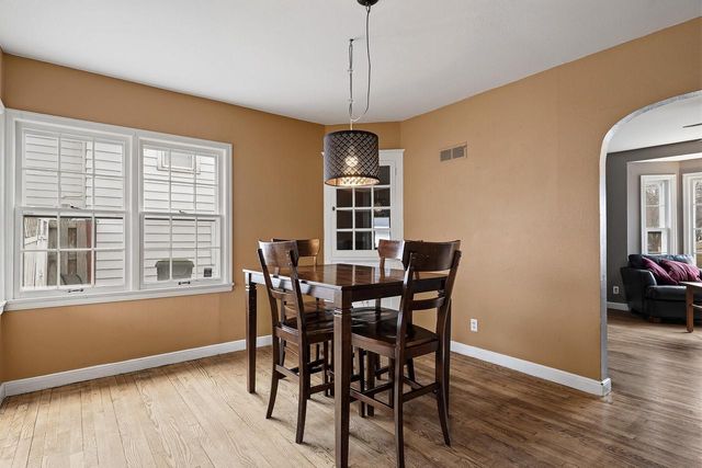 404 Losey BOULEVARD N, La Crosse, WI 54601