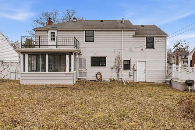 404 Losey BOULEVARD N, La Crosse, WI 54601