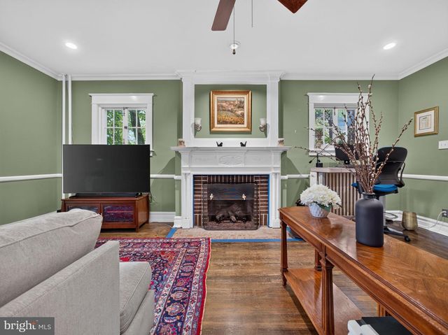 2445 W ALLEN ST, Allentown, PA 18104