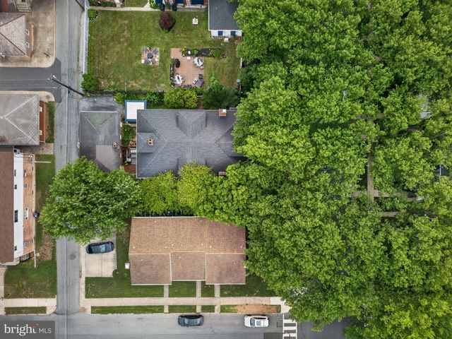 2445 W ALLEN ST, Allentown, PA 18104