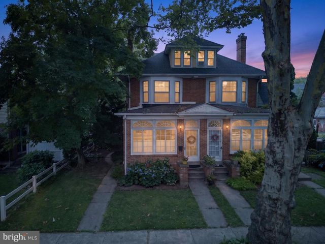 2445 W ALLEN ST, Allentown, PA 18104
