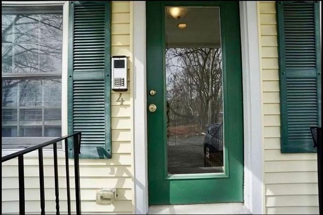4R Chapel St A, Norwood, MA 02062