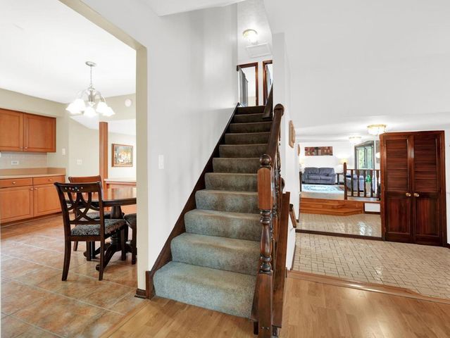 411 Arlington Avenue, Westmont, IL 60559