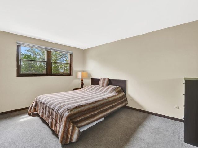 411 Arlington Avenue, Westmont, IL 60559