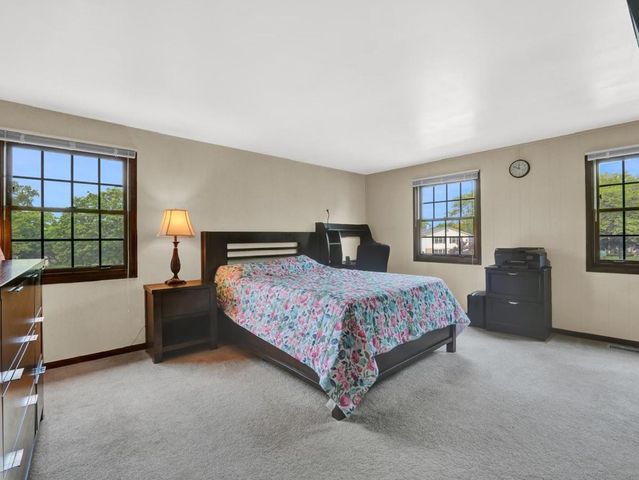 411 Arlington Avenue, Westmont, IL 60559