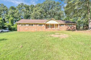 110 Edgecombe Road, Spartanburg, SC 29307