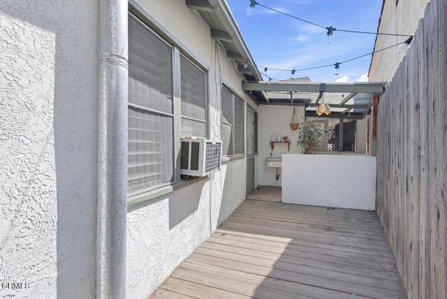 3214 Descanso Drive, Los Angeles, CA 90026