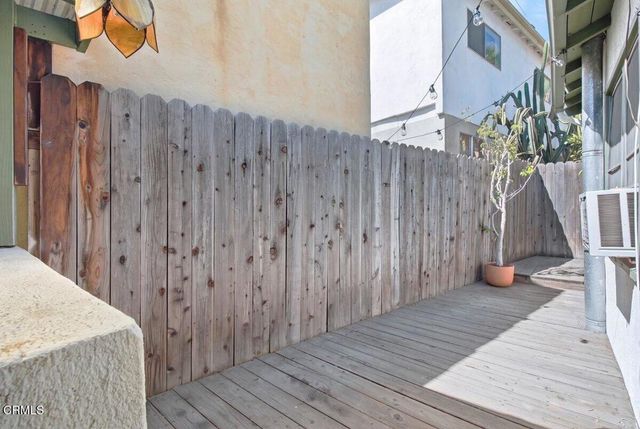3214 Descanso Drive, Los Angeles, CA 90026