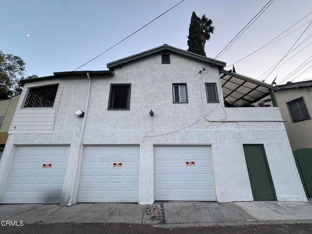 3214 Descanso Drive, Los Angeles, CA 90026