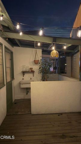 3214 Descanso Drive, Los Angeles, CA 90026