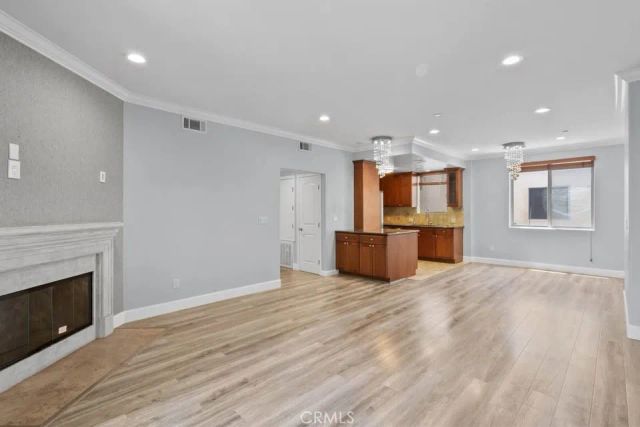 11280 La Maida Street 303, North Hollywood, CA 91601