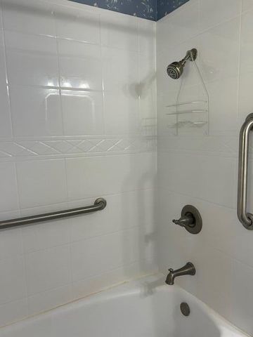 617 Pickwood Drive, Manning, SC 29102