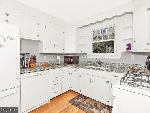 902 CHESTNUT ST, Frederick, MD 21703
