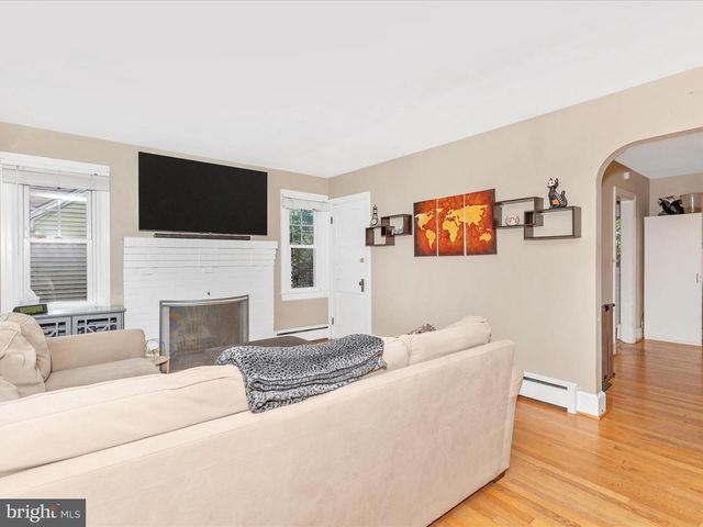 902 CHESTNUT ST, Frederick, MD 21703