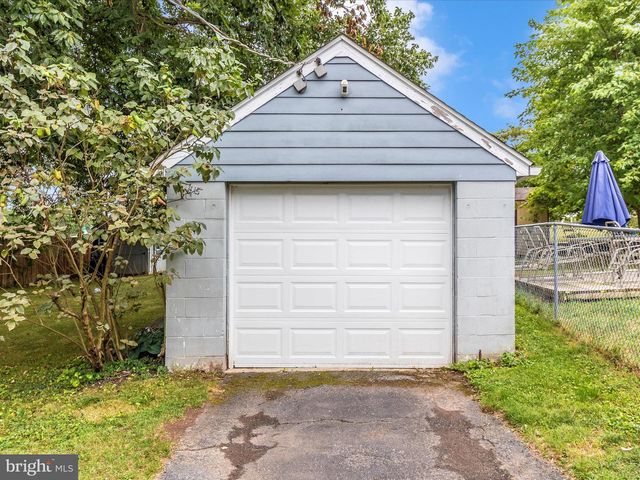 902 CHESTNUT ST, Frederick, MD 21703