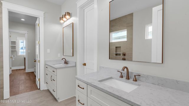 412 Main Street, Bay Saint Louis, MS 39520