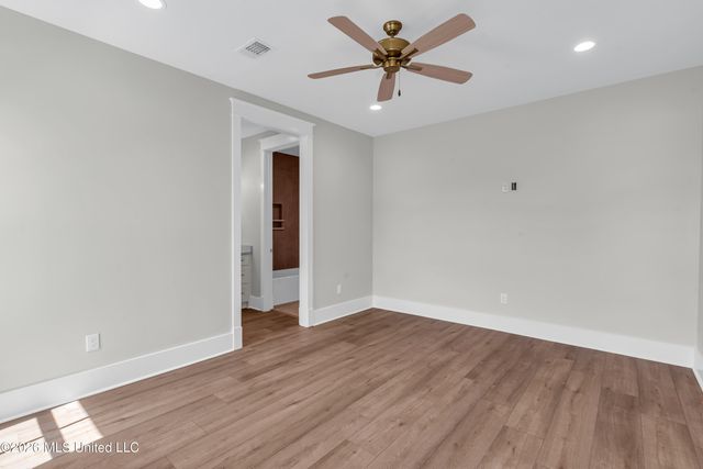 412 Main Street, Bay Saint Louis, MS 39520