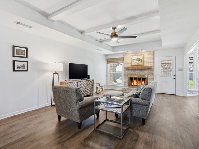 2021 N Lake Trail, Denton, TX 76201