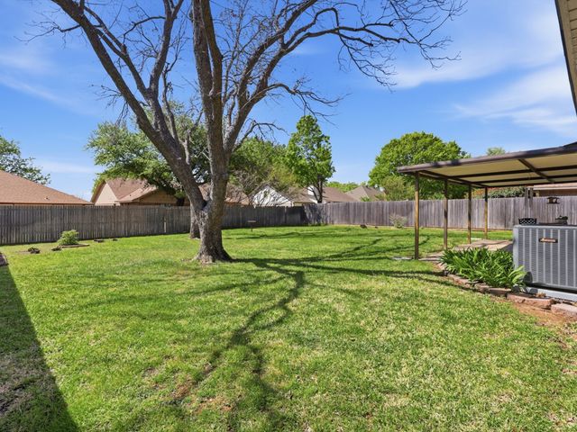 2021 N Lake Trail, Denton, TX 76201