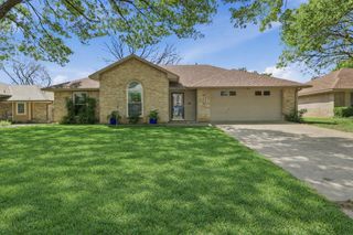2021 N Lake Trail, Denton, TX 76201