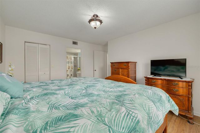 1882 PINE RIDGE WAY W C2, Palm Harbor, FL 34684