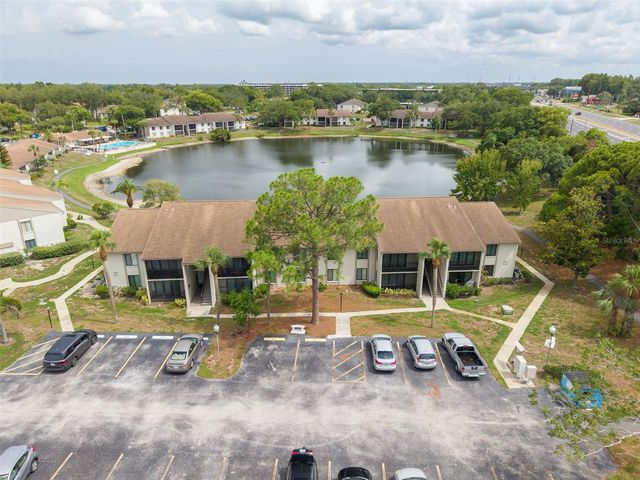 1882 PINE RIDGE WAY W C2, Palm Harbor, FL 34684