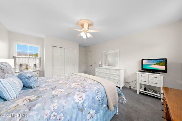 69 Chestnut Court, Brick, NJ 08723