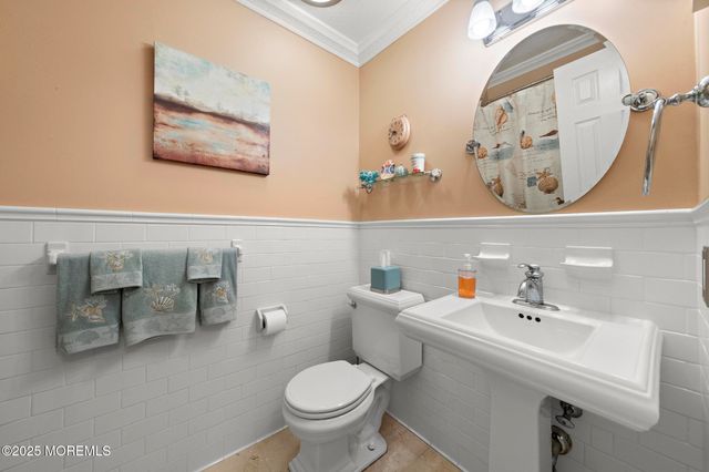 69 Chestnut Court, Brick, NJ 08723